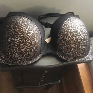 Victoria’s Secret bra